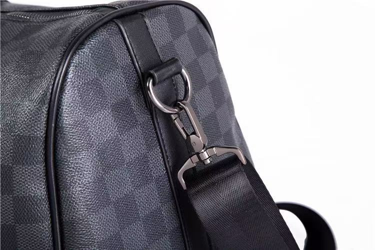 Stylish travel tote bag