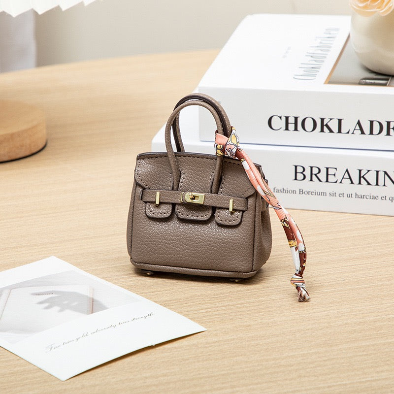 BK Handmade PU Pendant