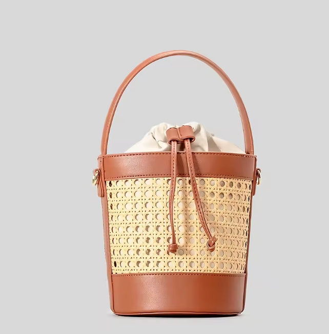 Luxury Women's Straw Woven Bucket Bag